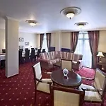 Luxury Garni Brix Отель