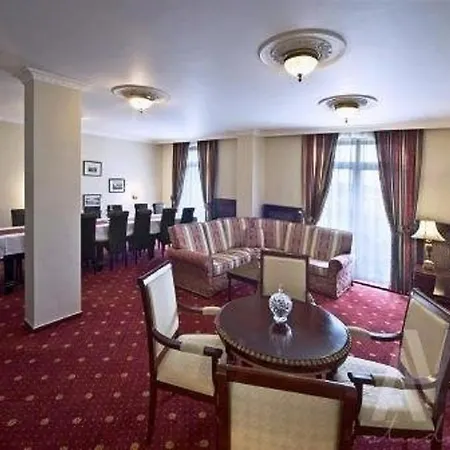 Luxury Garni Brix Hotell